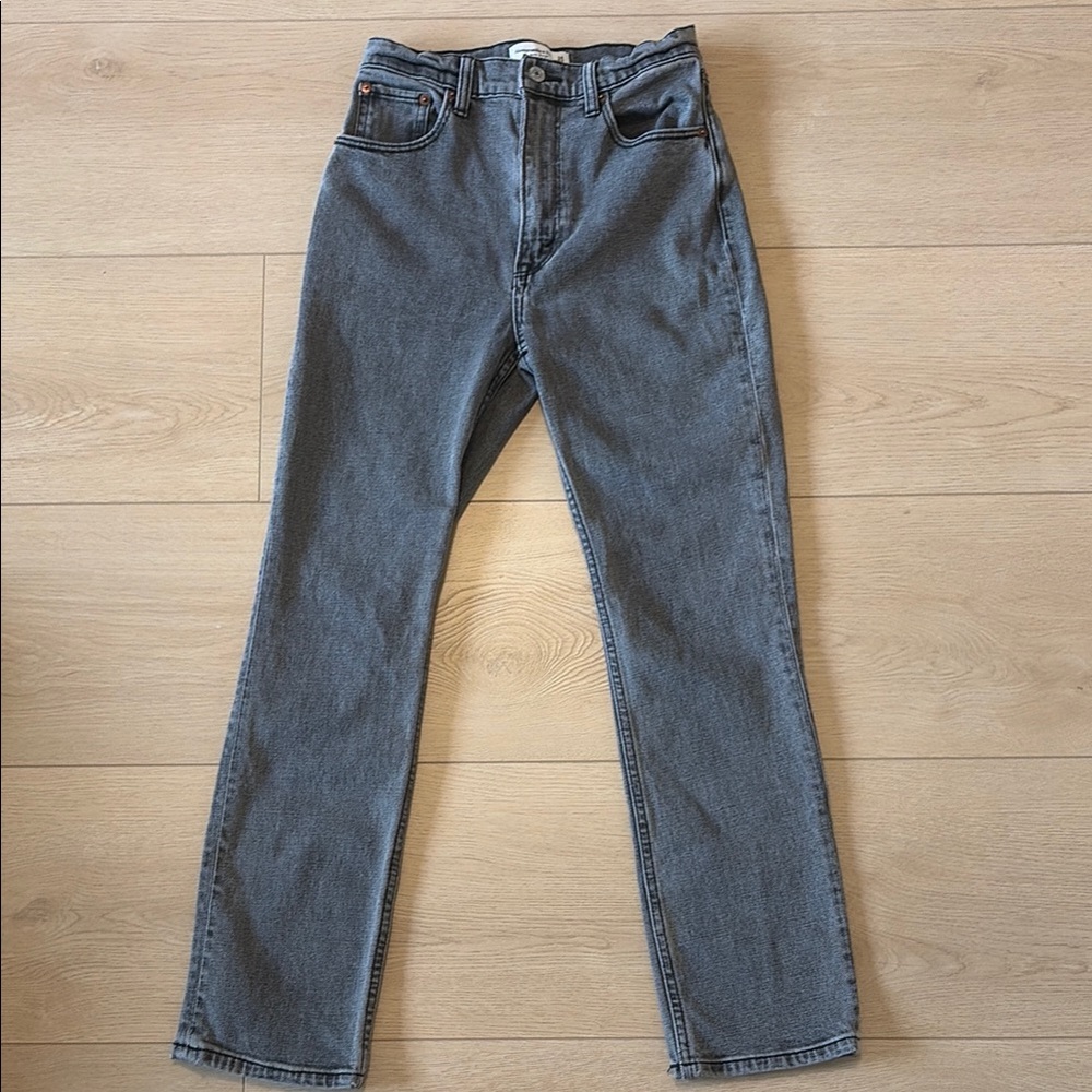 Abercrombie Women’s Ultra High Rise Gray Ankle Straight Jeans